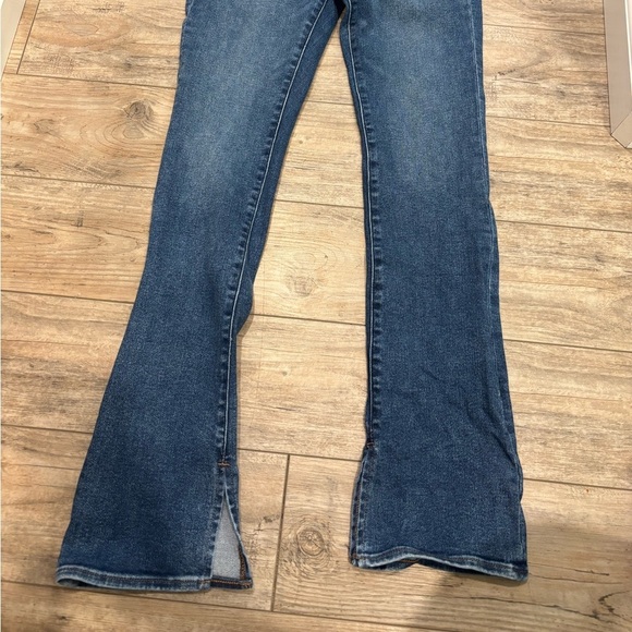 EXPRESS Skyscraper mid rise jeans with slit at the ankle size 2 - Picture 5 of 6